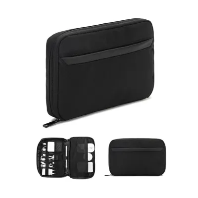 Geantă organizator spațioasă pentru accesorii tehnice din twill cu strat hidrofug și poliester reciclat 600D Yangon – cu logo-ul firmei