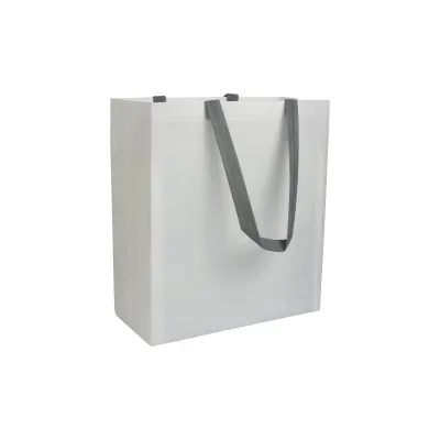Pungă de cumpărături din material nețesut de 100 g/m², laminată și termosudată, cu pliu de lărgire – cu logo-ul firmei