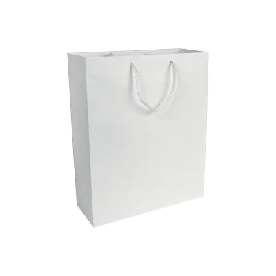 Pungă de cumpărături din hârtie laminată mată de 157 g/m², cu pliu lateral și întărire la bază – cu logo-ul firmei